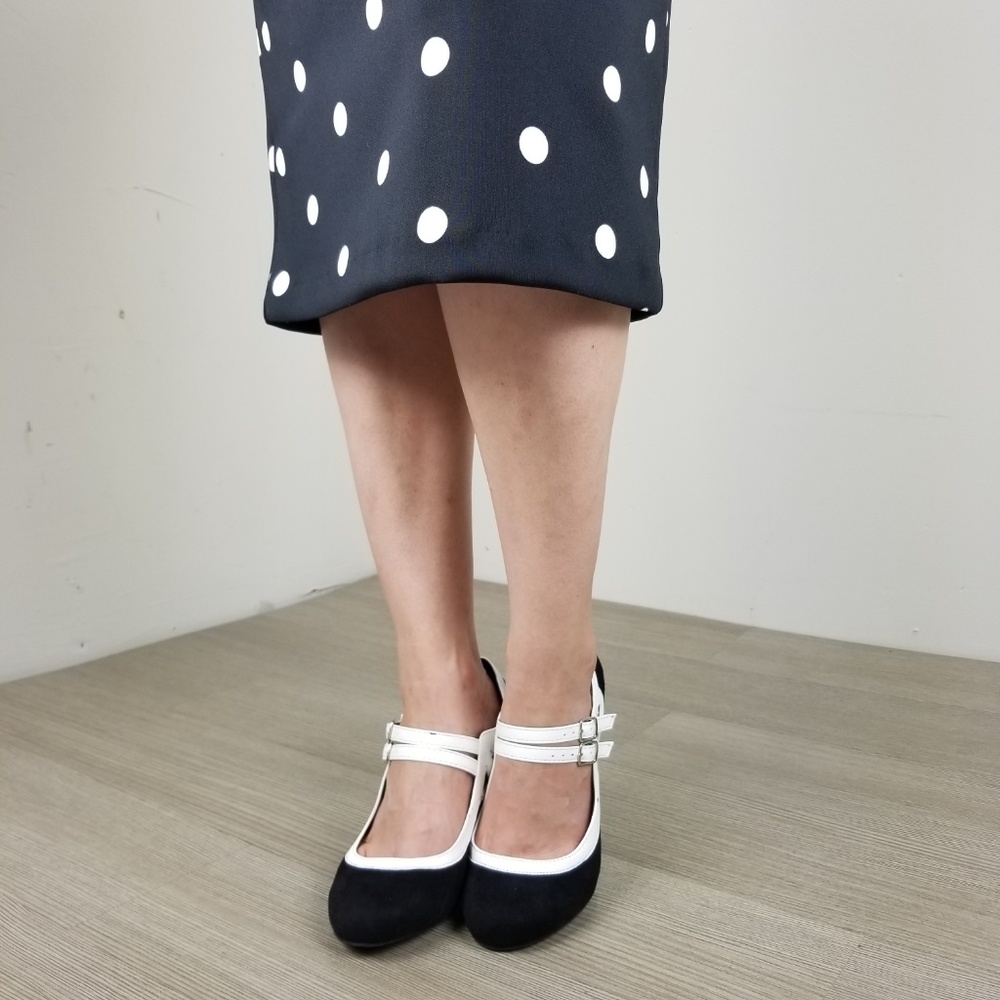 Vegan Suede Double Buckle Retro Pump - Picture 8 of 8